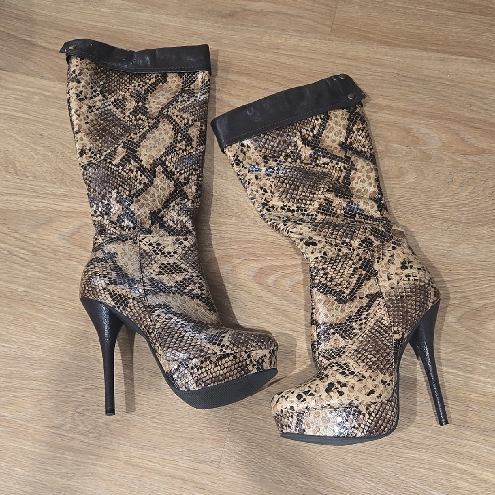 Snakeskin Patterned High Heel Boots